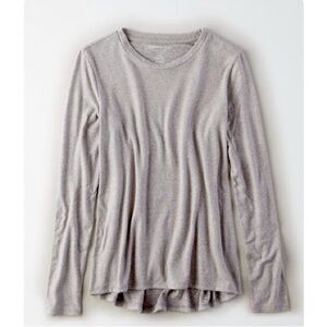 American eagle long sleeve gray shirt